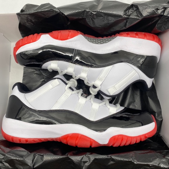Air Jordan 11 Low White/University Red-IN HAND! - Picture 7 of 16